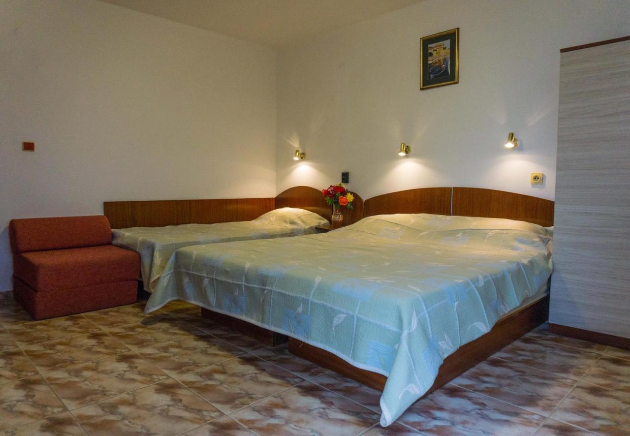 Family Hotel Orfei Nesebar Exteriér fotografie
